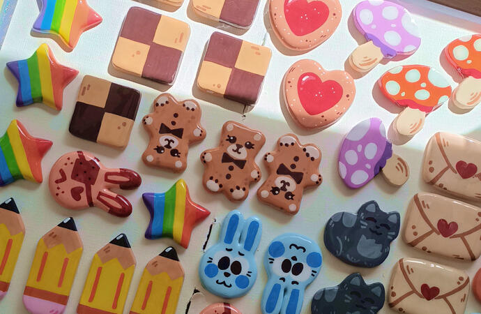 Clay pins - Original